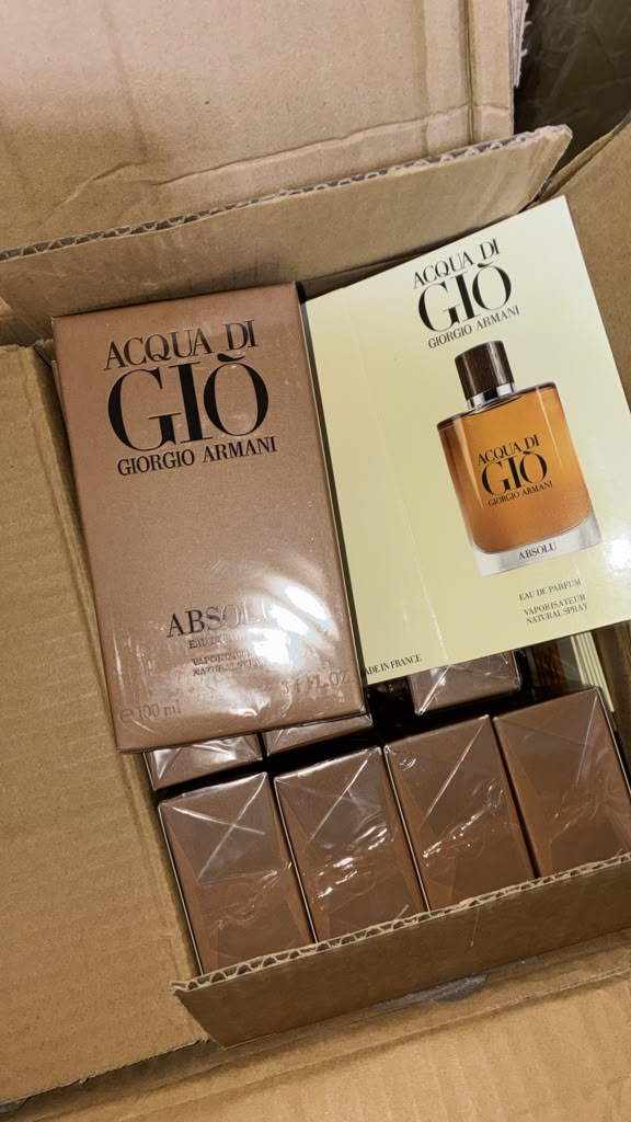 Giorgio Armani Acqua di Giò Absolu Eau de Parfum for Men | Long Lasting Luxury Fragrance | 100ml (3.4 FL OZ)